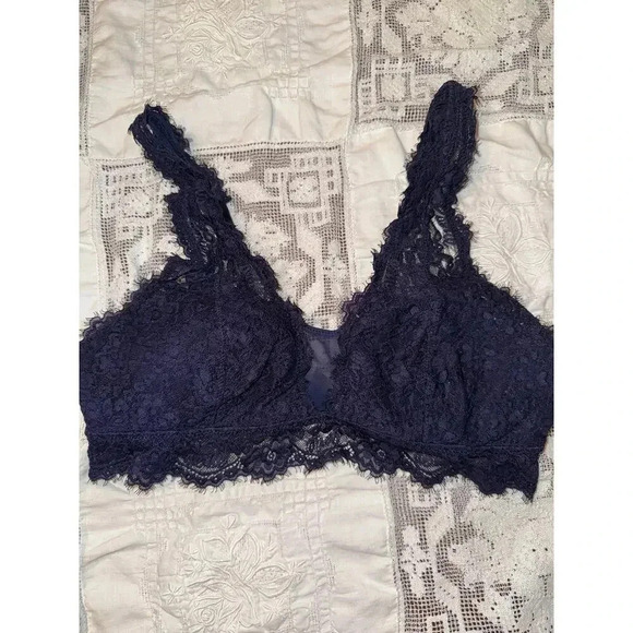 AERIE LACE BRALETTE size Medium - Picture 1 of 4